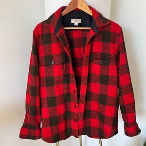 Woolrich Men's Red and Black Plaid Casual Button Down Shirt